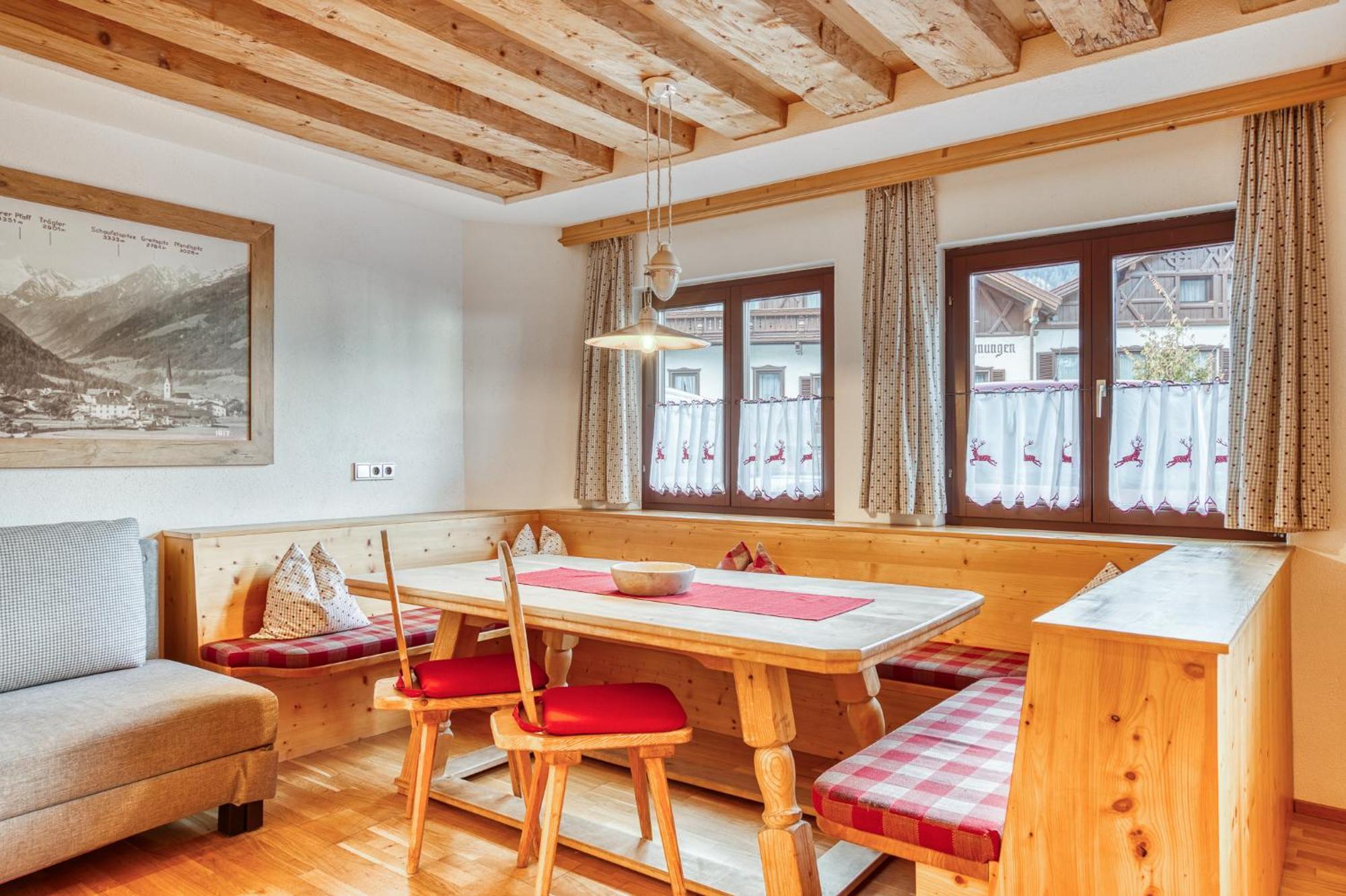 Hotel Alpenstolz Mieders Habitación foto