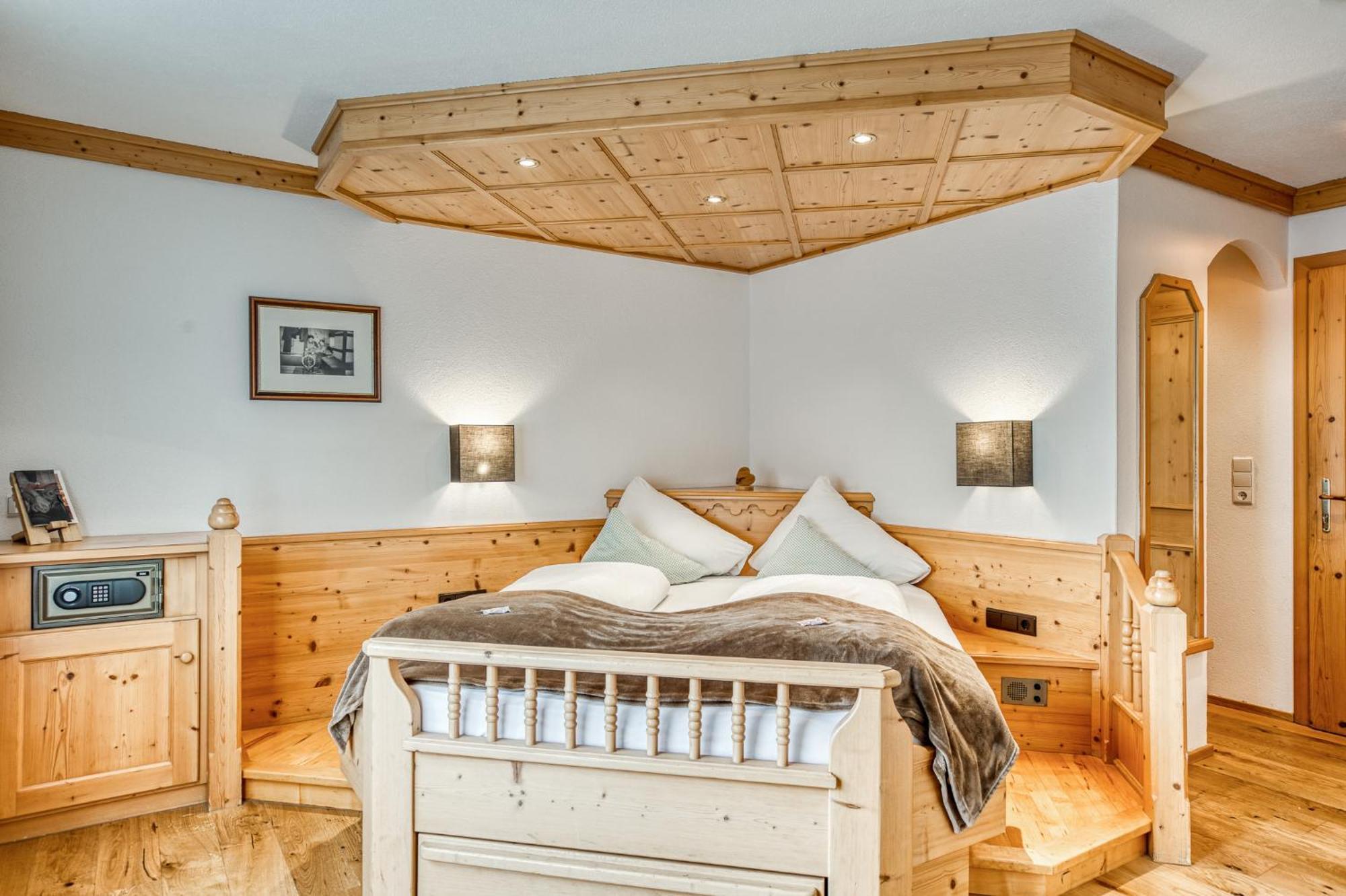 Hotel Alpenstolz Mieders Habitación foto